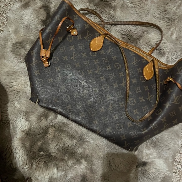 Louis Vuitton Dark Brown Monogram Tote - Picture 2 of 10